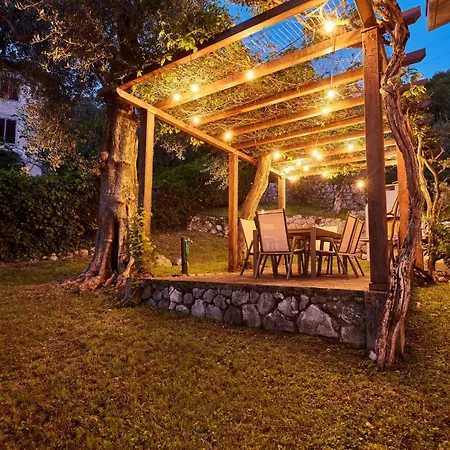 Paier Relais & Pool * Malcesine